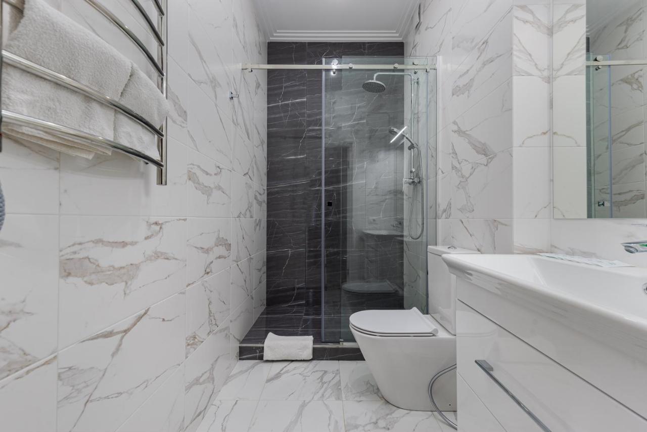 Sea Symphony Luxury 3-Bedrooms Apartment 敖德萨 外观 照片