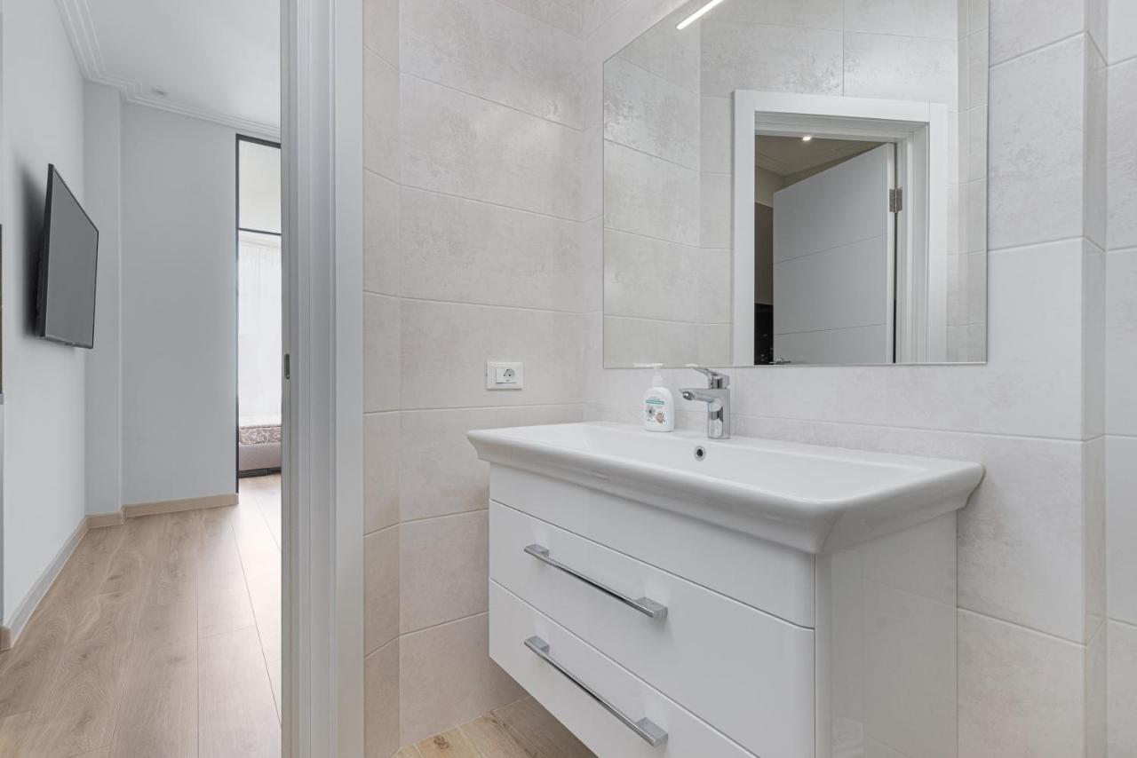 Sea Symphony Luxury 3-Bedrooms Apartment 敖德萨 外观 照片